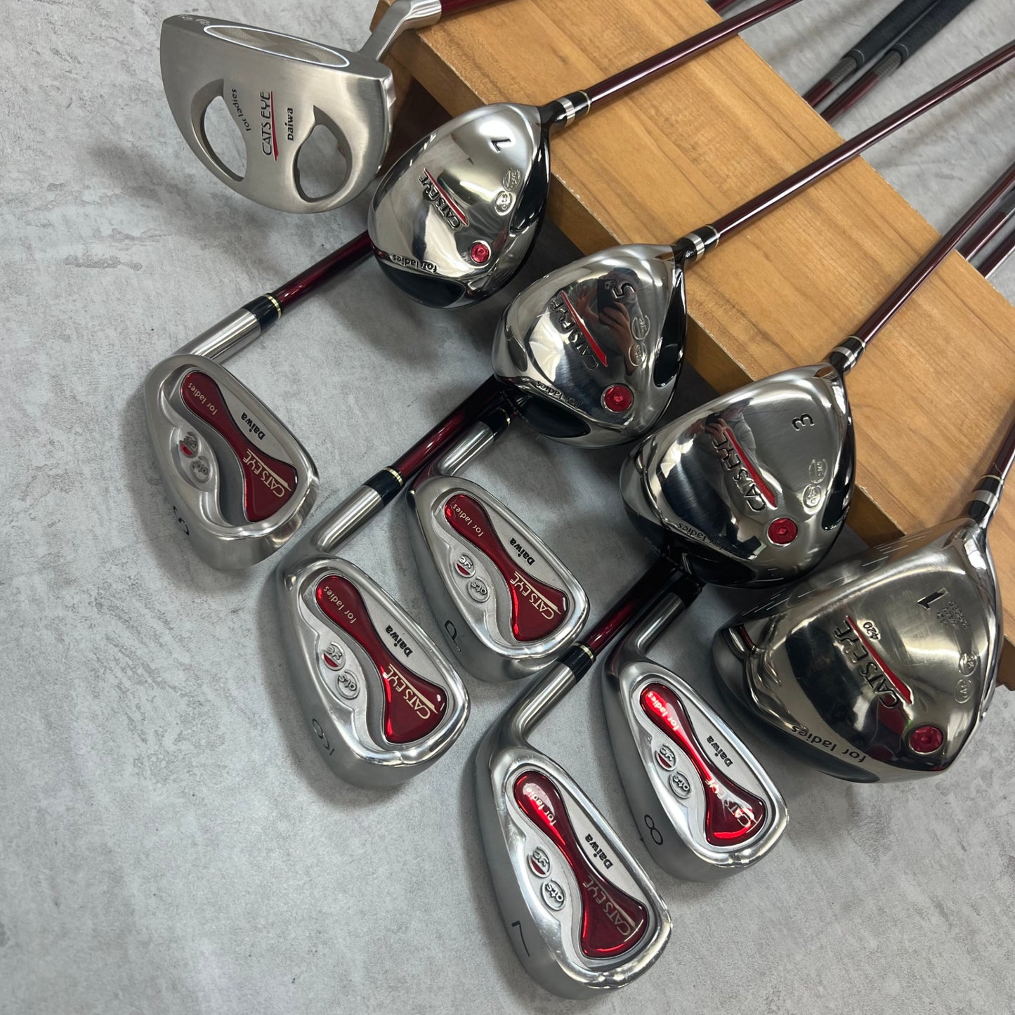 ダイワ キャッツアイ レディースゴルフ クラブセット 10本 L 右利き用 Daiwa CATS EYE