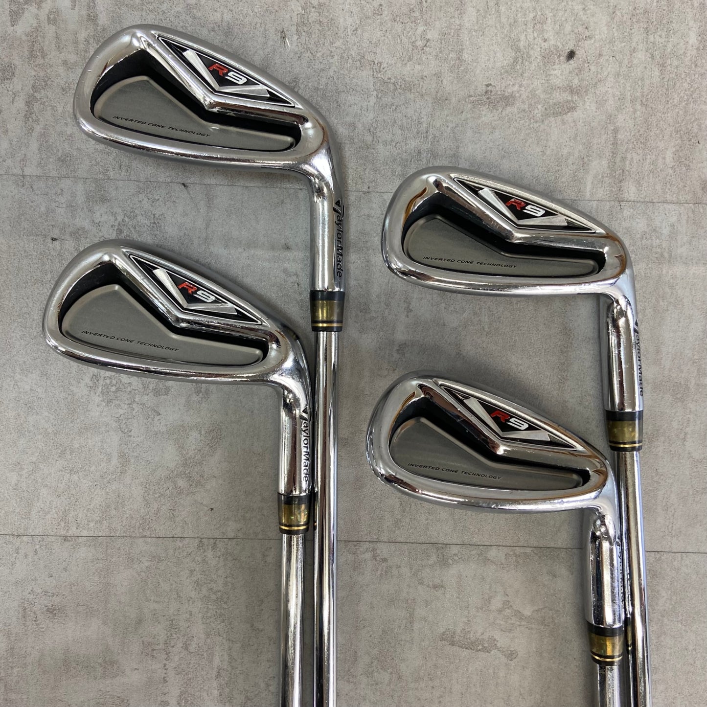 テーラーメイド R9 メンズゴルフ アイアンセット 8本 右利き用 TaylorMade