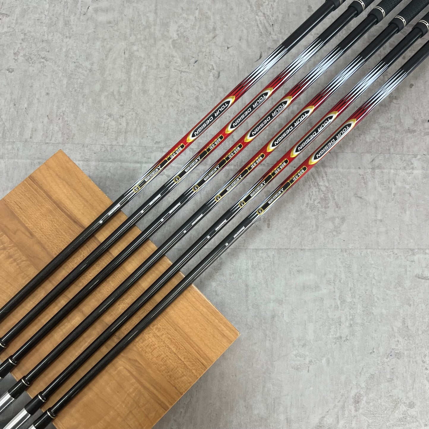 ミズノ JPX E500 メンズゴルフ アイアン 6本 S 右利き用 MIZUNO
