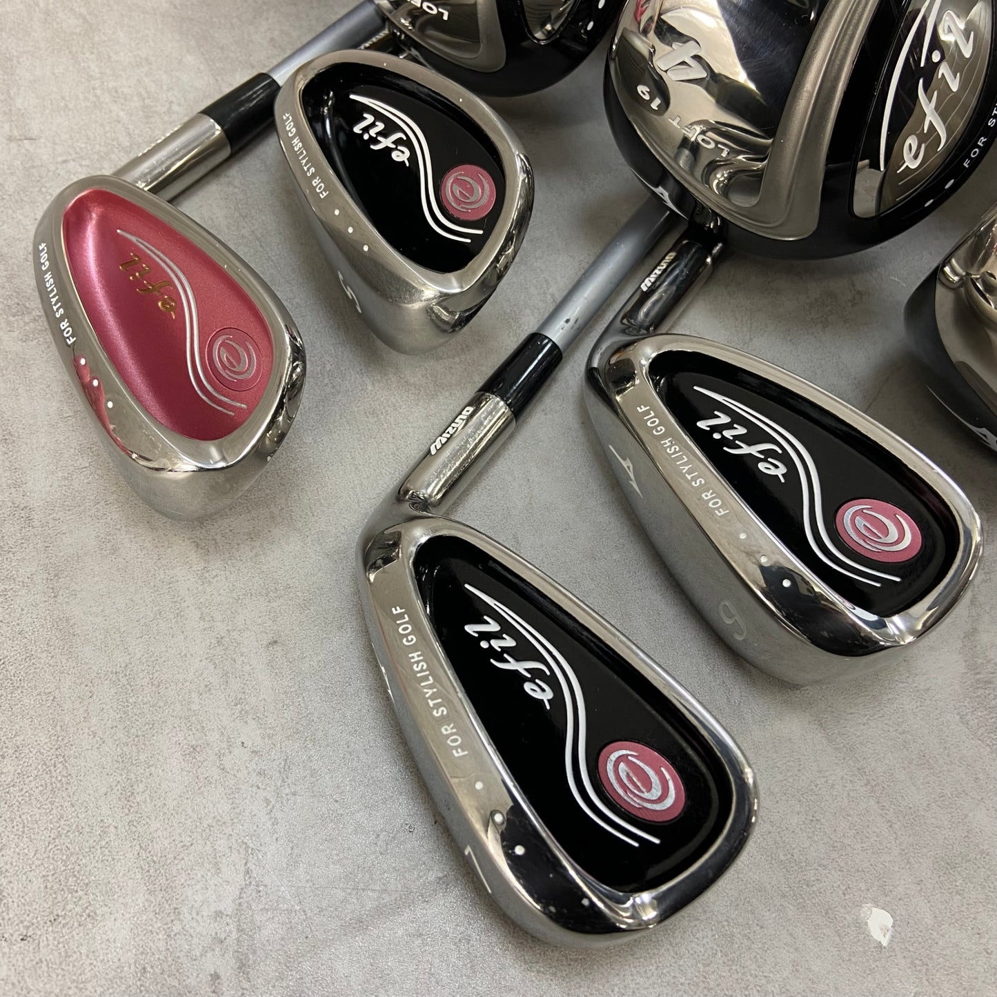 ミズノ エフィル レディースゴルフ クラブセット 8本 L 右利き用 Mizuno efil