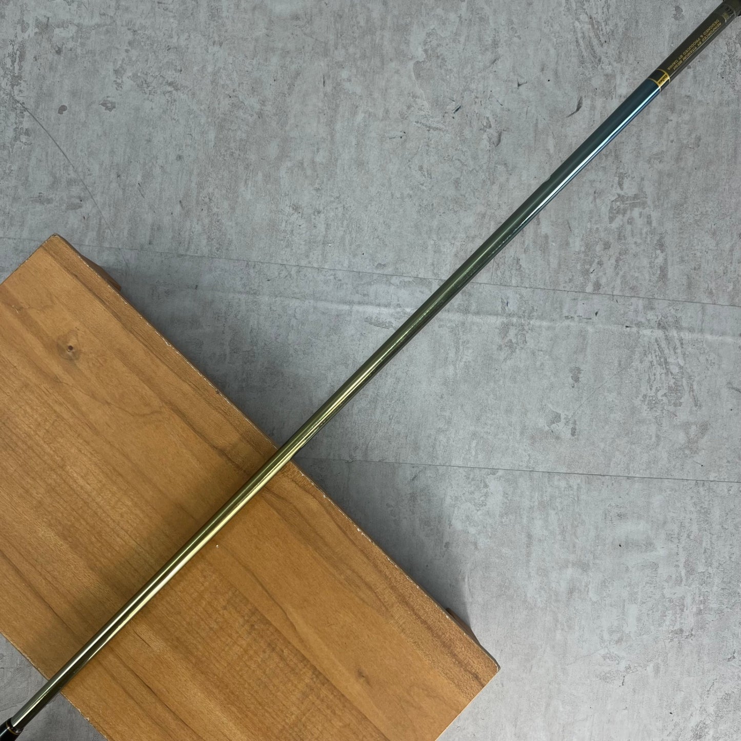 ダイワ メンズゴルフ アイアン 4番 R 右利き用 Daiwa ロング