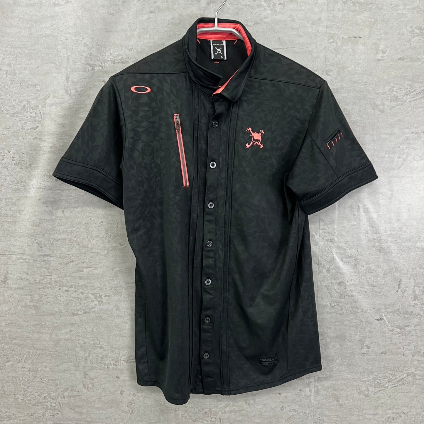 オークリー メンズ ゴルフウェア 半袖トップス L ブラック ピンク OAKLEY
