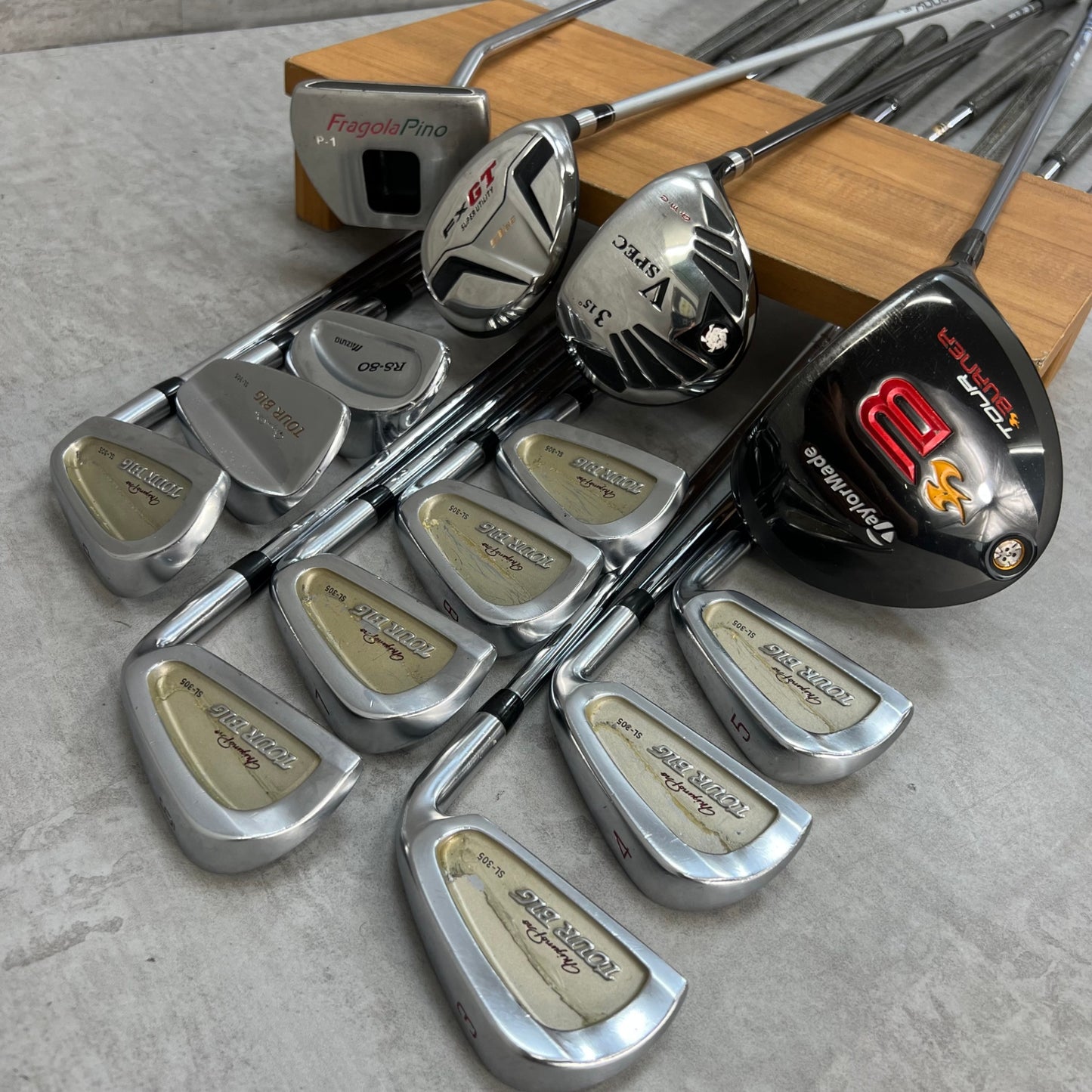 テーラーメイド ウィルソン メンズゴルフ クラブセット 14本 右利き用 TaylorMade Wilson