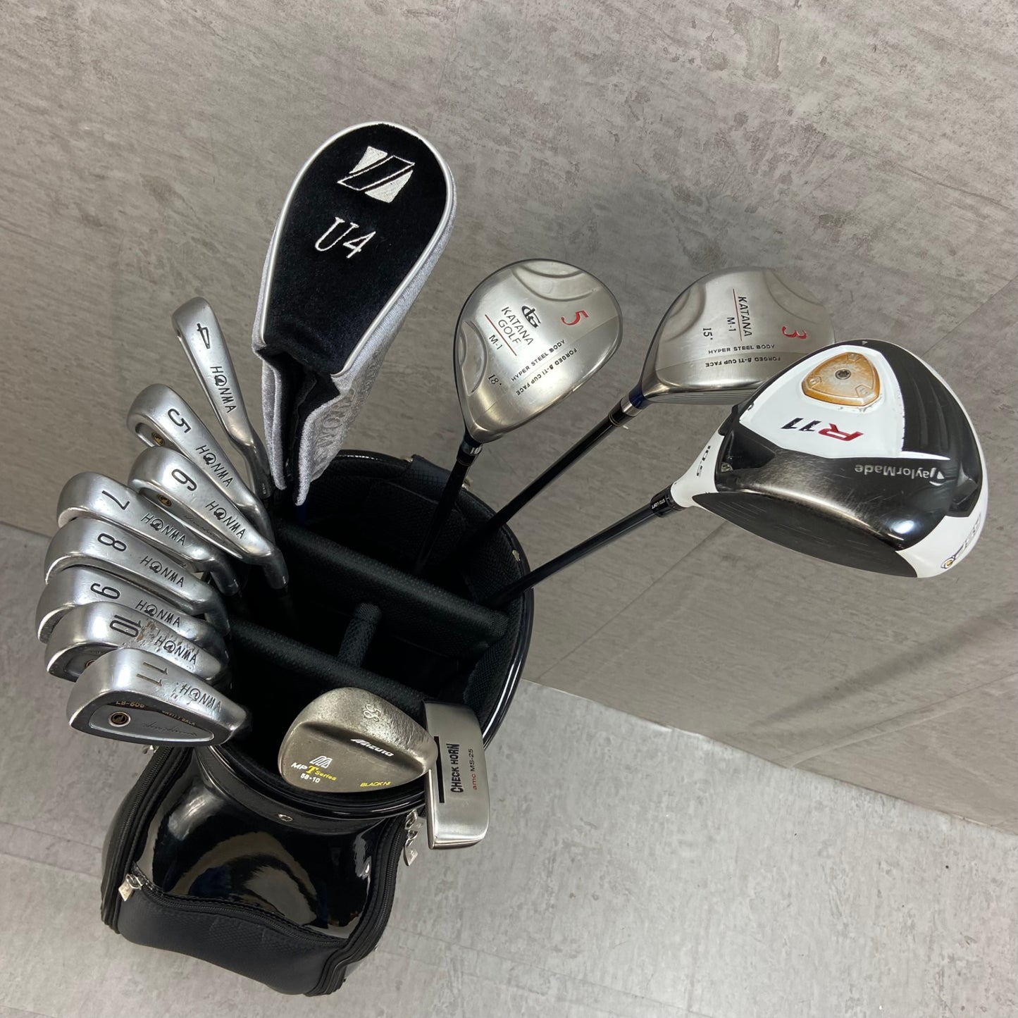 テーラーメイド ホンマ メンズゴルフ クラブセット 14本 右利き用 TaylorMade HONMA