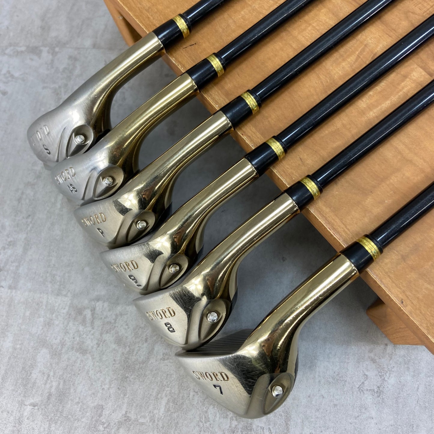 カタナ ソード イズマックススナイパー メンズゴルフ アイアンセット 6本 右利き用 R KATANA SWORD IZU MAX SNIPER 中空