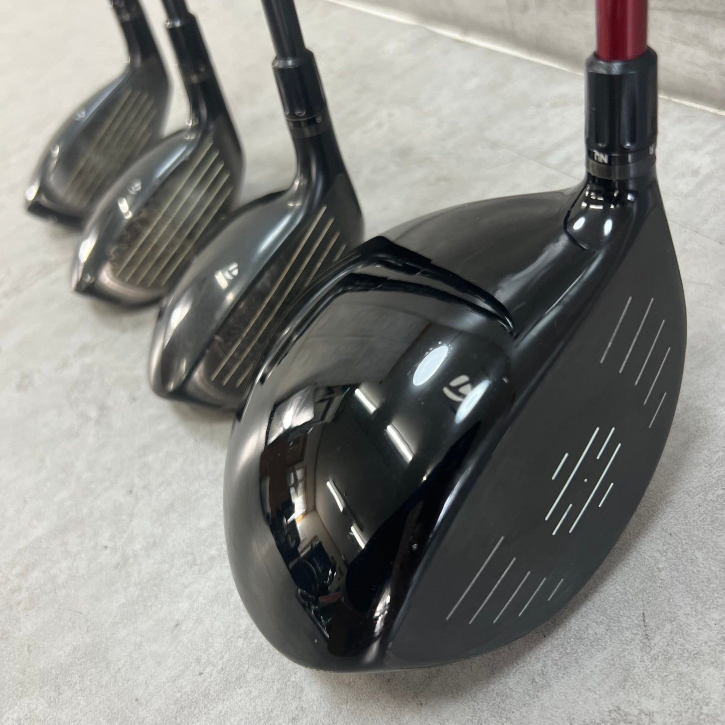 テーラーメイド R9 メンズゴルフ クラブセット 14本 右利き用 TaylorMade