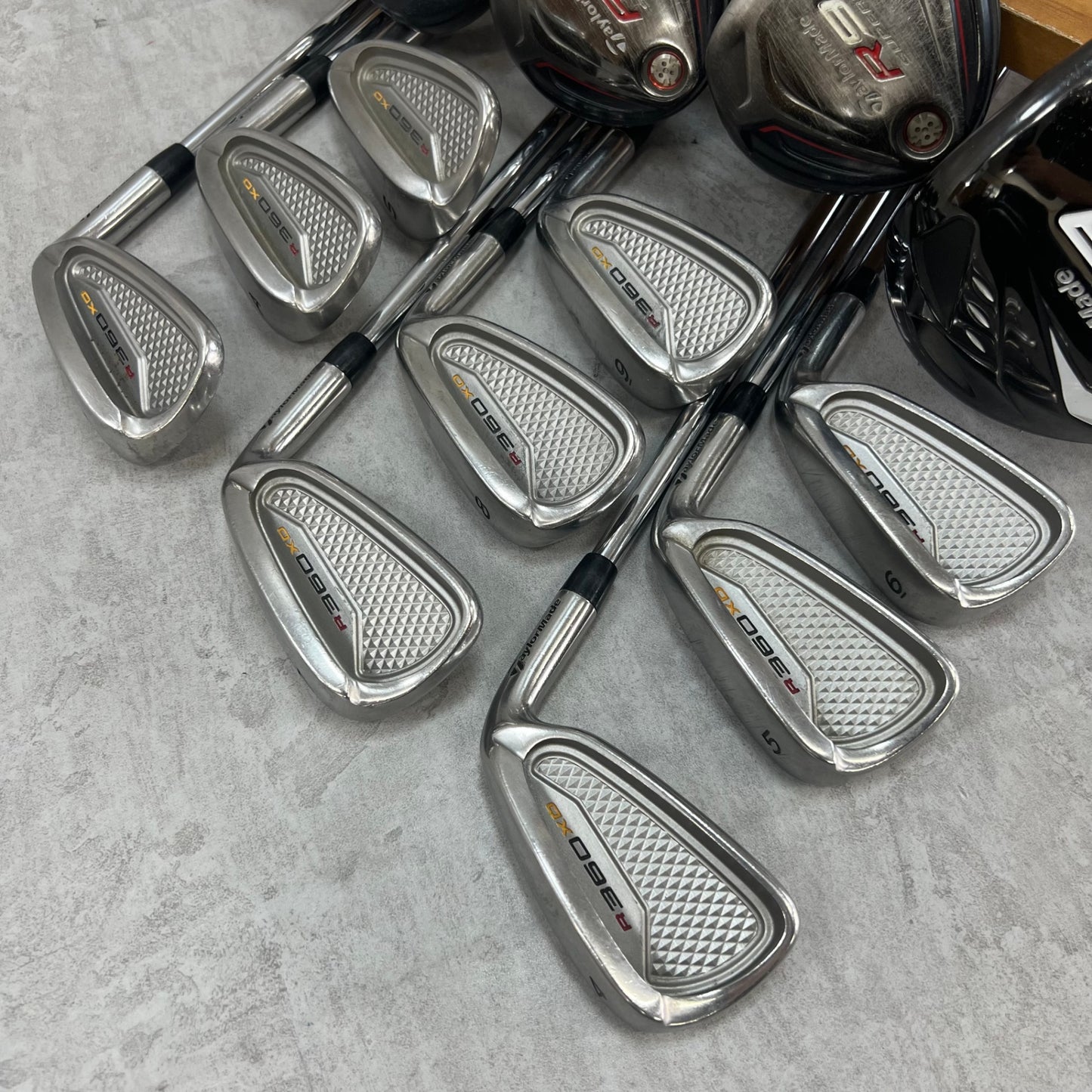テーラーメイド R9 メンズゴルフ クラブセット 14本 右利き用 TaylorMade