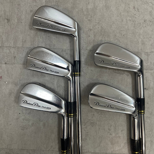 ダイワプロ TM-201 メンズゴルフ アイアンセット 9本 右利き用 スチール R400 DAIWA Pro