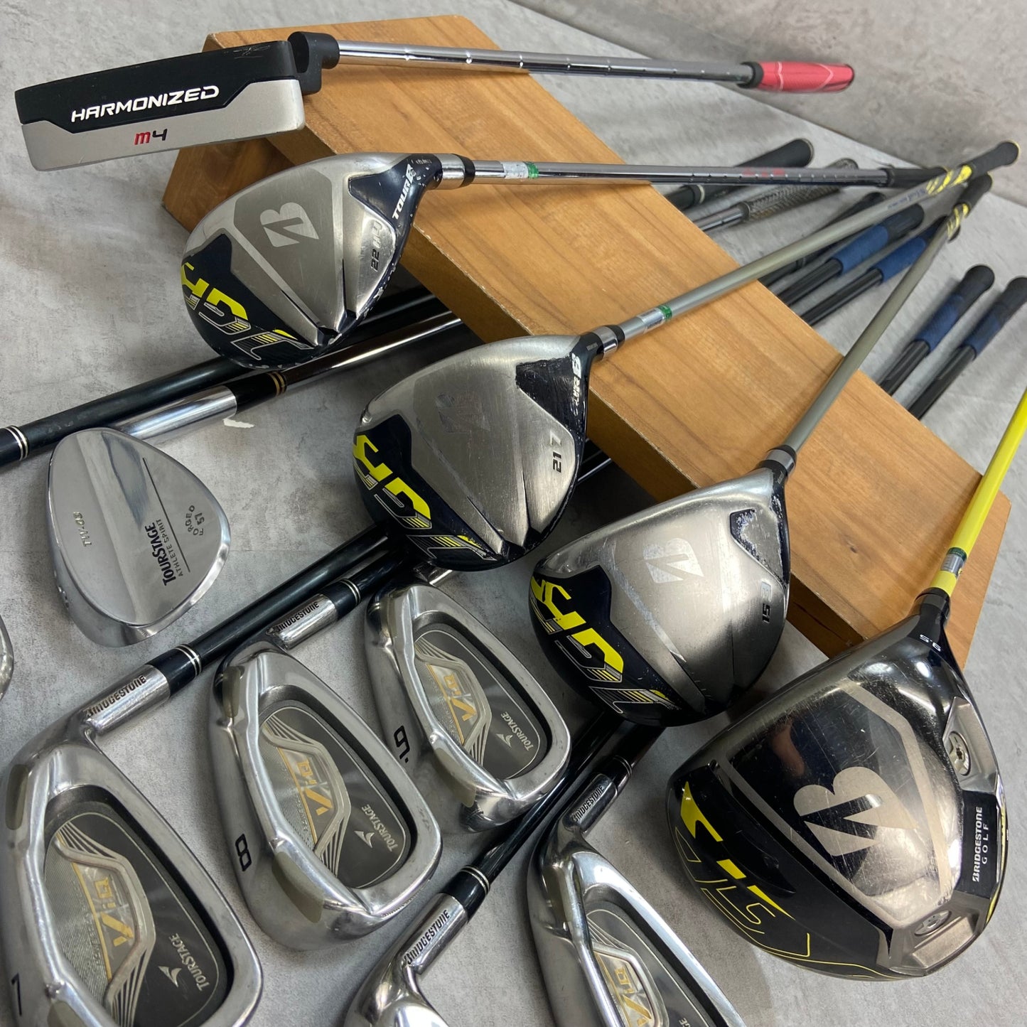 ブリヂストン ツアーステージ メンズゴルフ クラブセット 12本 右利き用 BRIDGESTONE TOURSTAGE