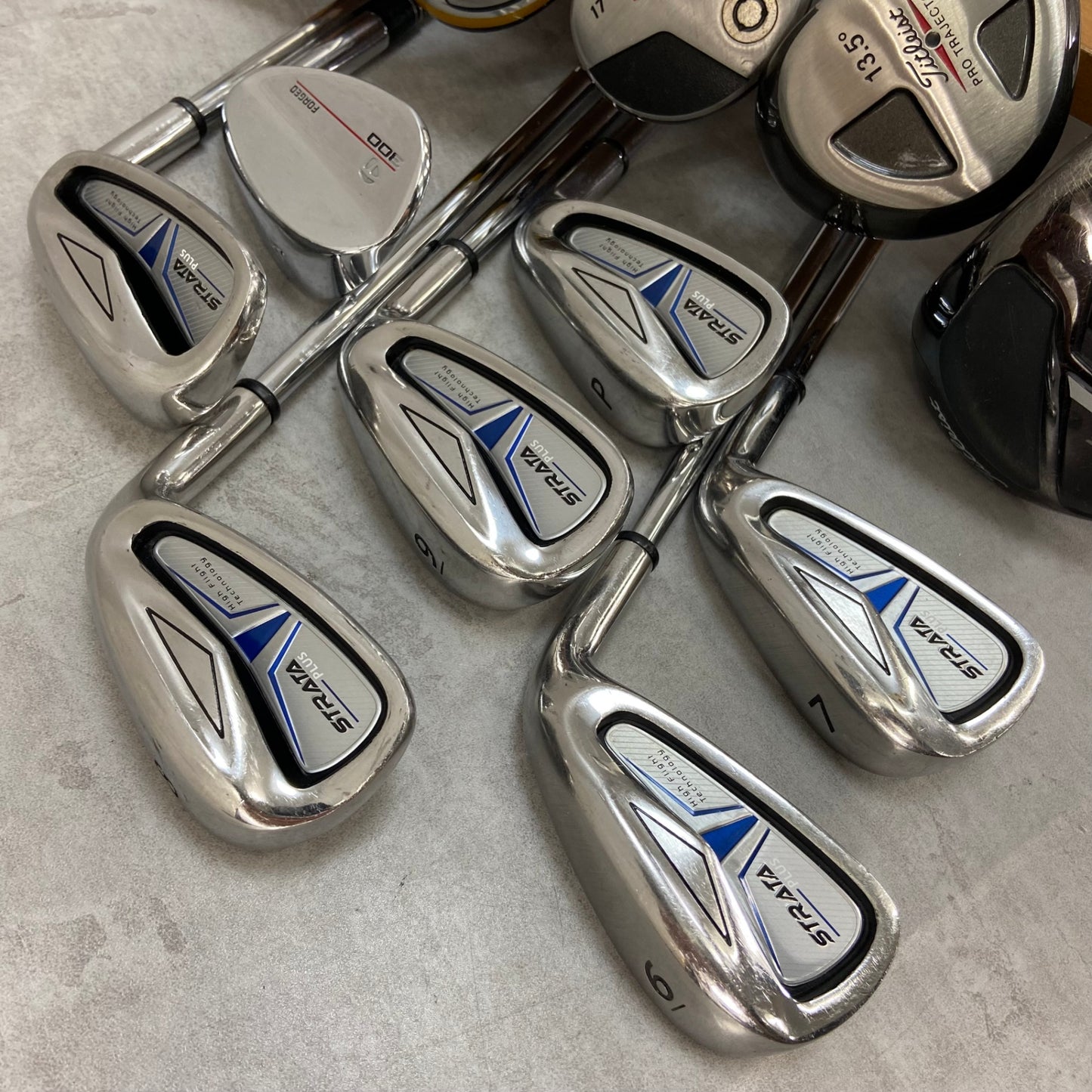 タイトリスト ストラータ メンズゴルフ クラブセット 12本 右利き用 Titleist STRATA