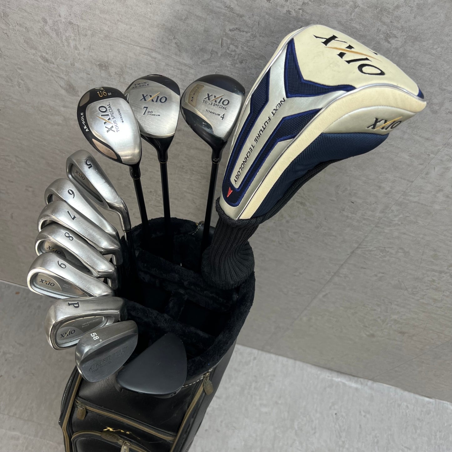 ゼクシオ ATHLETE メンズゴルフ クラブセット 12本 右利き用 XXIO