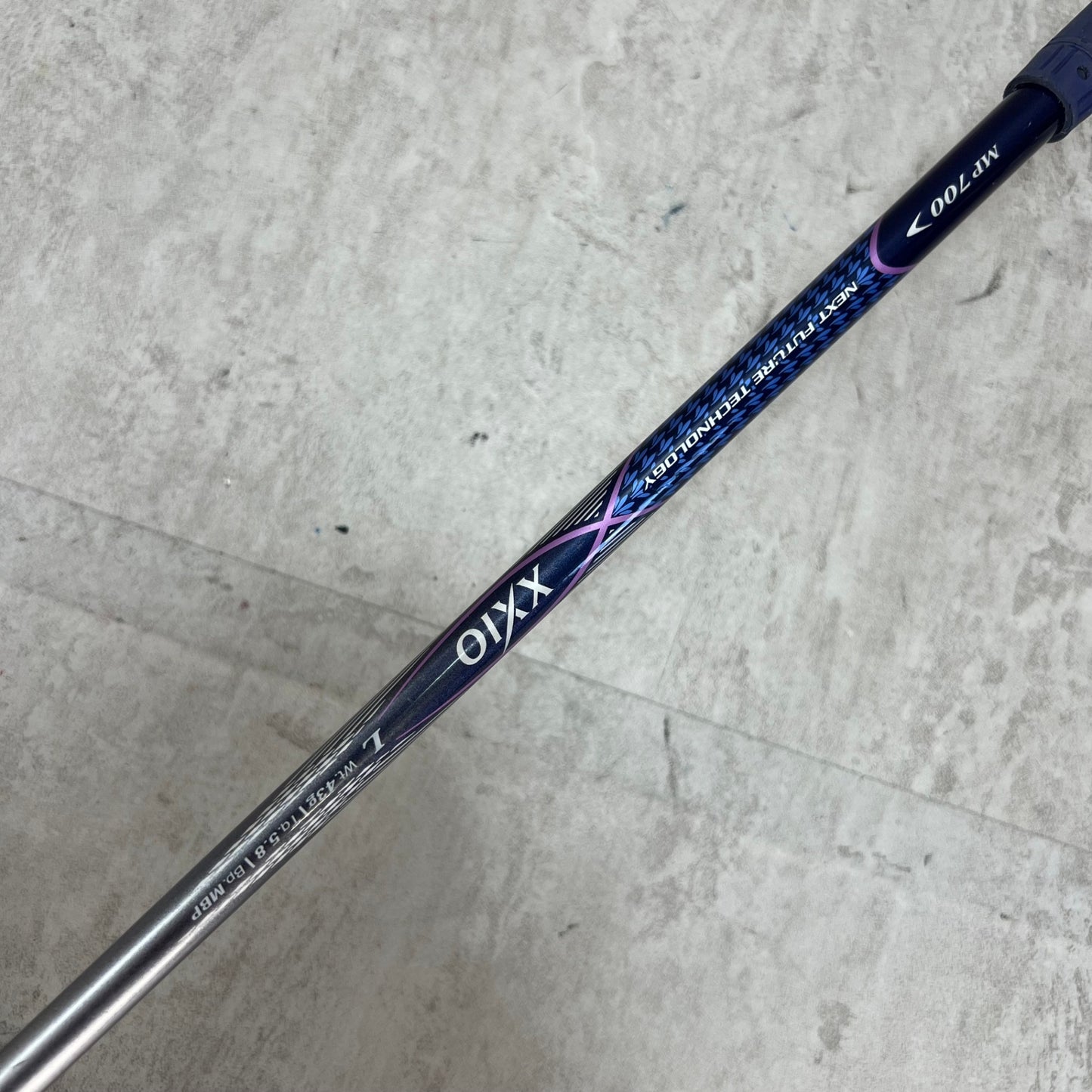 ゼクシオ 7代目 MP700 レディースゴルフ アイアン 7番 L 右利き用 XXIO