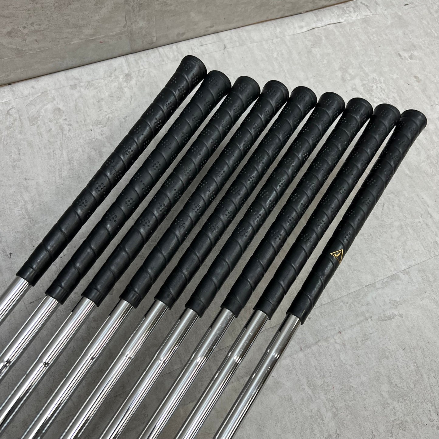 ブリヂストン Js プロフェッショナルウェポン メンズゴルフ アイアンセット 9本 右利き用 BRIDGESTONE