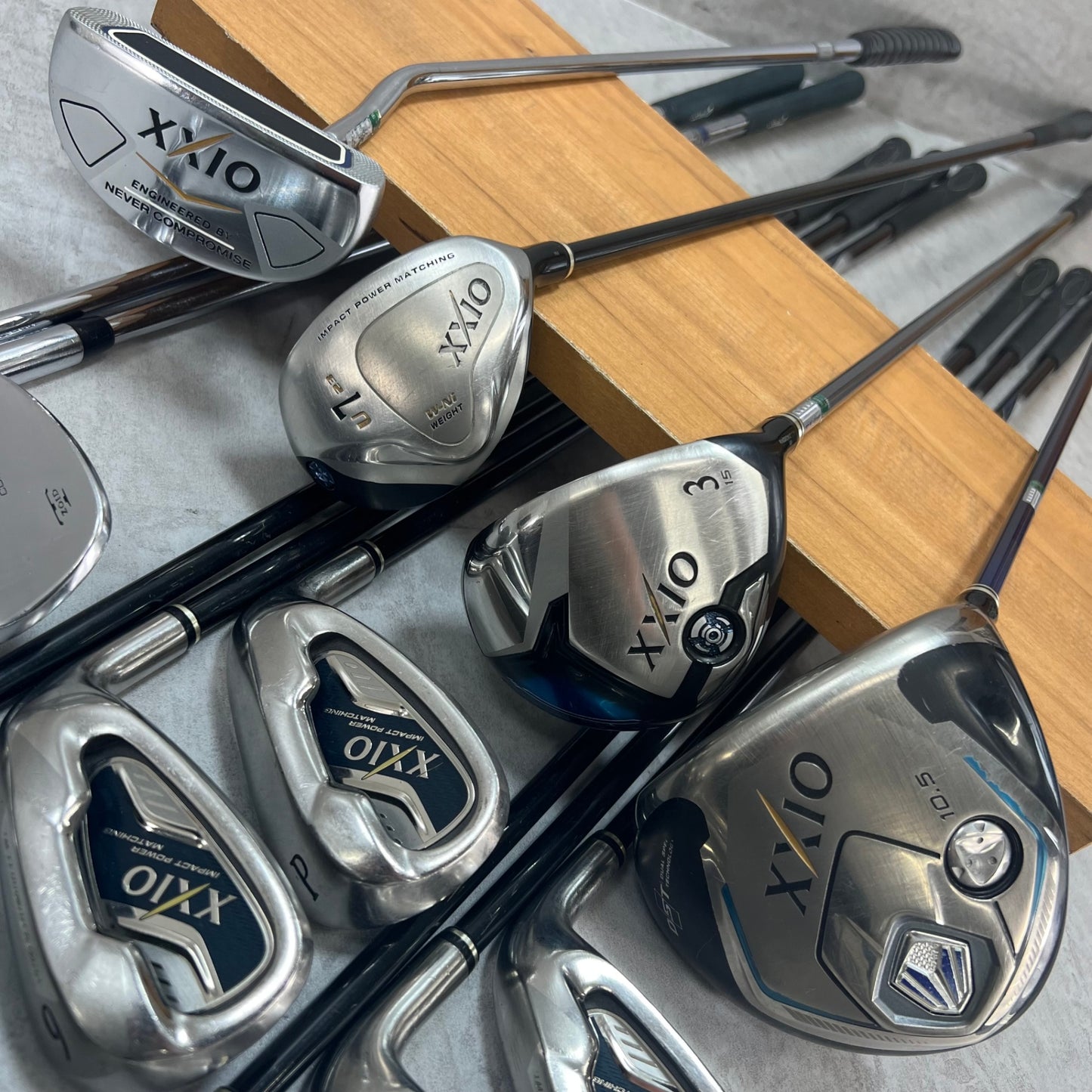 ゼクシオ ミズノ メンズゴルフ クラブセット 12本 右利き用 XXIO Mizuno