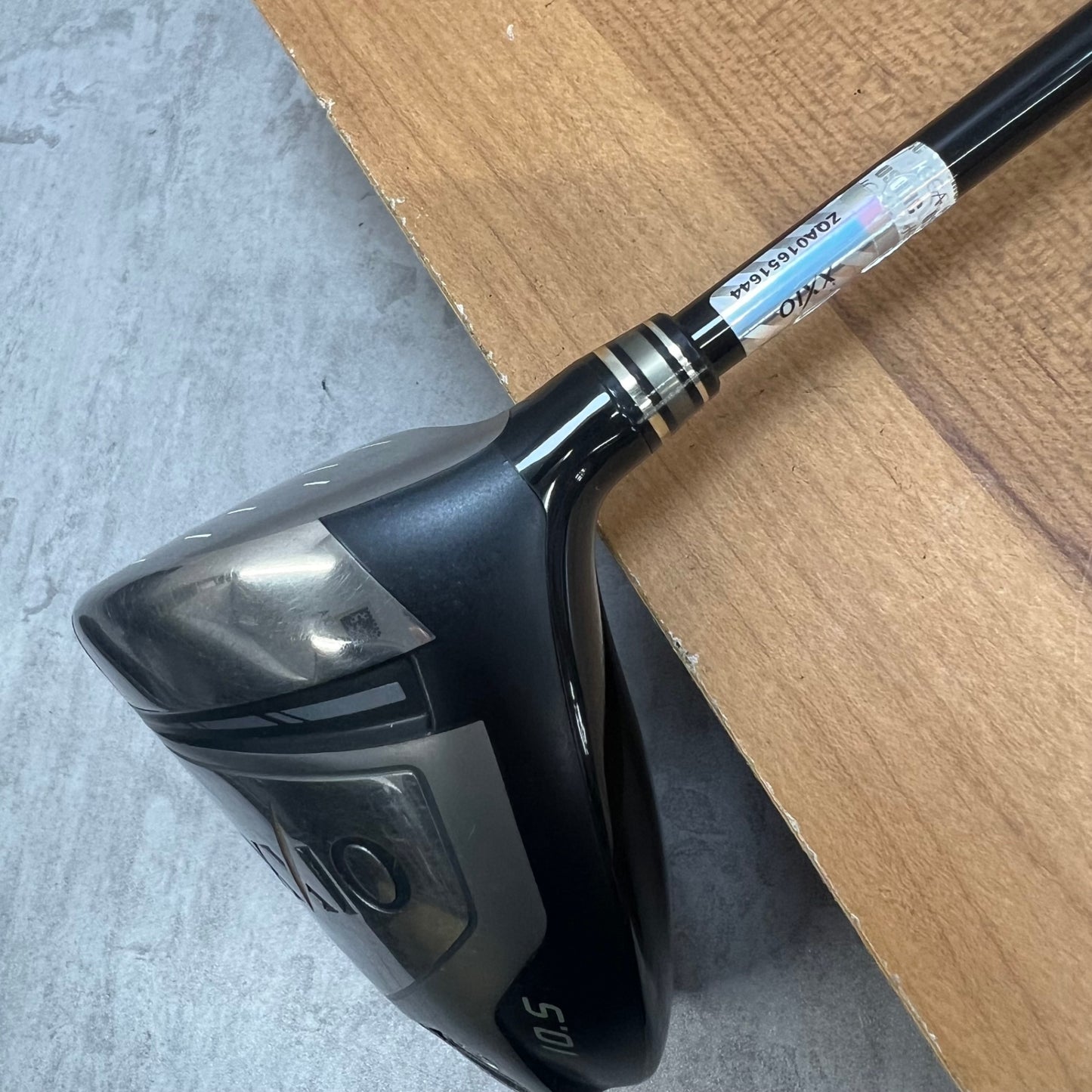 特注生産品　ゼクシオテン　ミヤザキモデル　メンズゴルフドライバー　10代目　カーボン　R　右利き　XXIO　Miyazaki Model