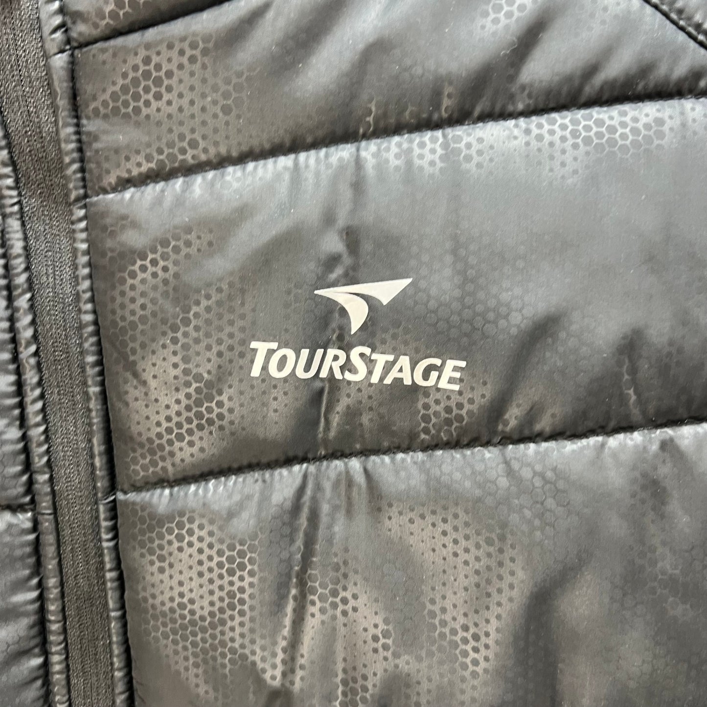 ツアーステージ　メンズゴルフウェア　中綿ジャケット　L　ブラック　黒　男性用アウター　ジャンパー　TOURSTAGE　防寒　冬