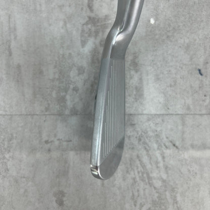 ゼクシオ　フォージド　メンズゴルフ　アイアン　4番　右利き用　R　XXIO　FORGED