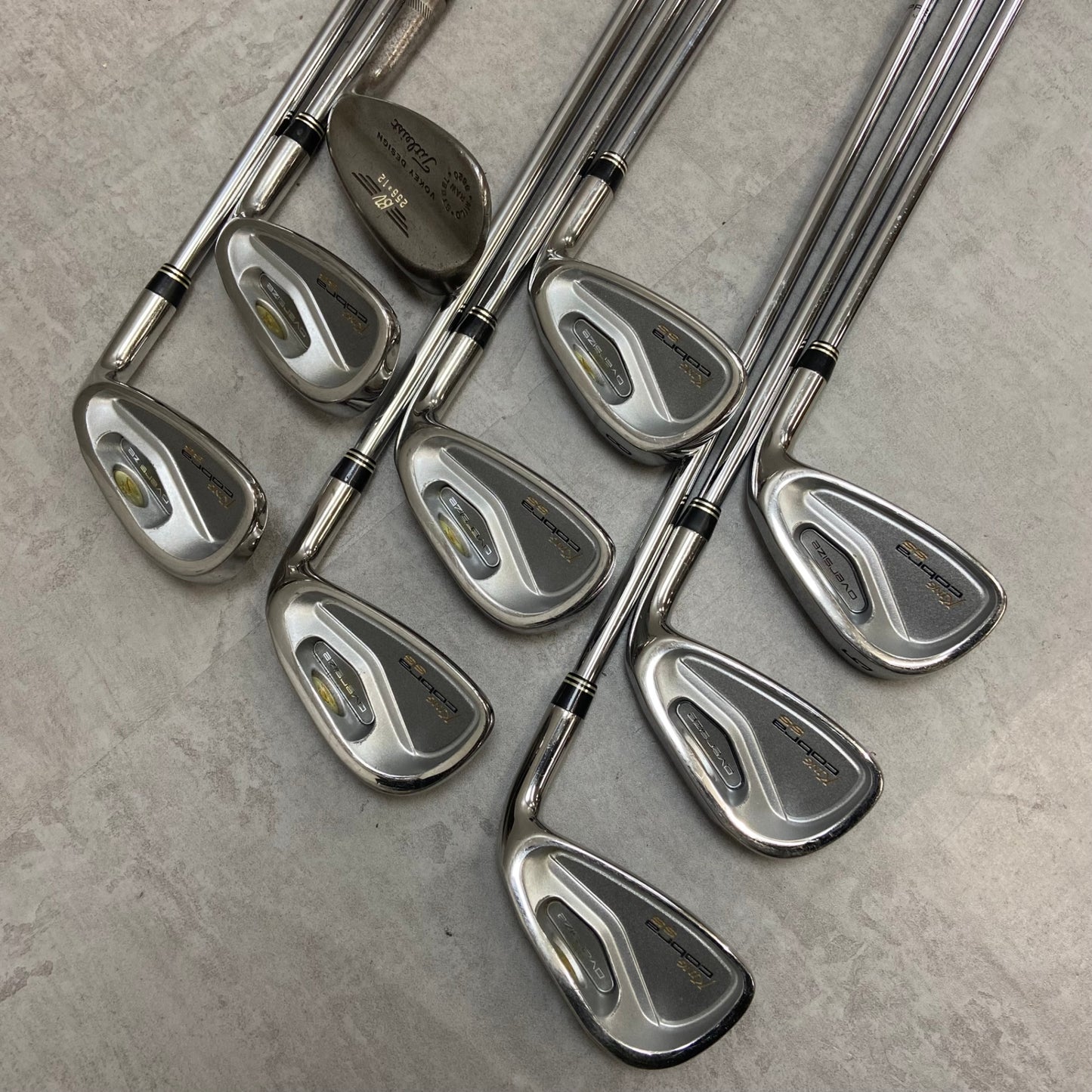 コブラ　タイトリスト　キュービックバランス　メンズゴルフ クラブセット　14本　右利き用　Cobra　Titleist　CUBIC BALANCE