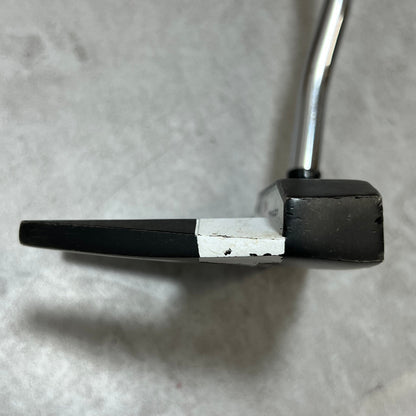 オデッセイ　ヴァーサ　7　メンズゴルフ　パター　右利き用　34インチ　ネオマレット　ODYSSEY　VERSA