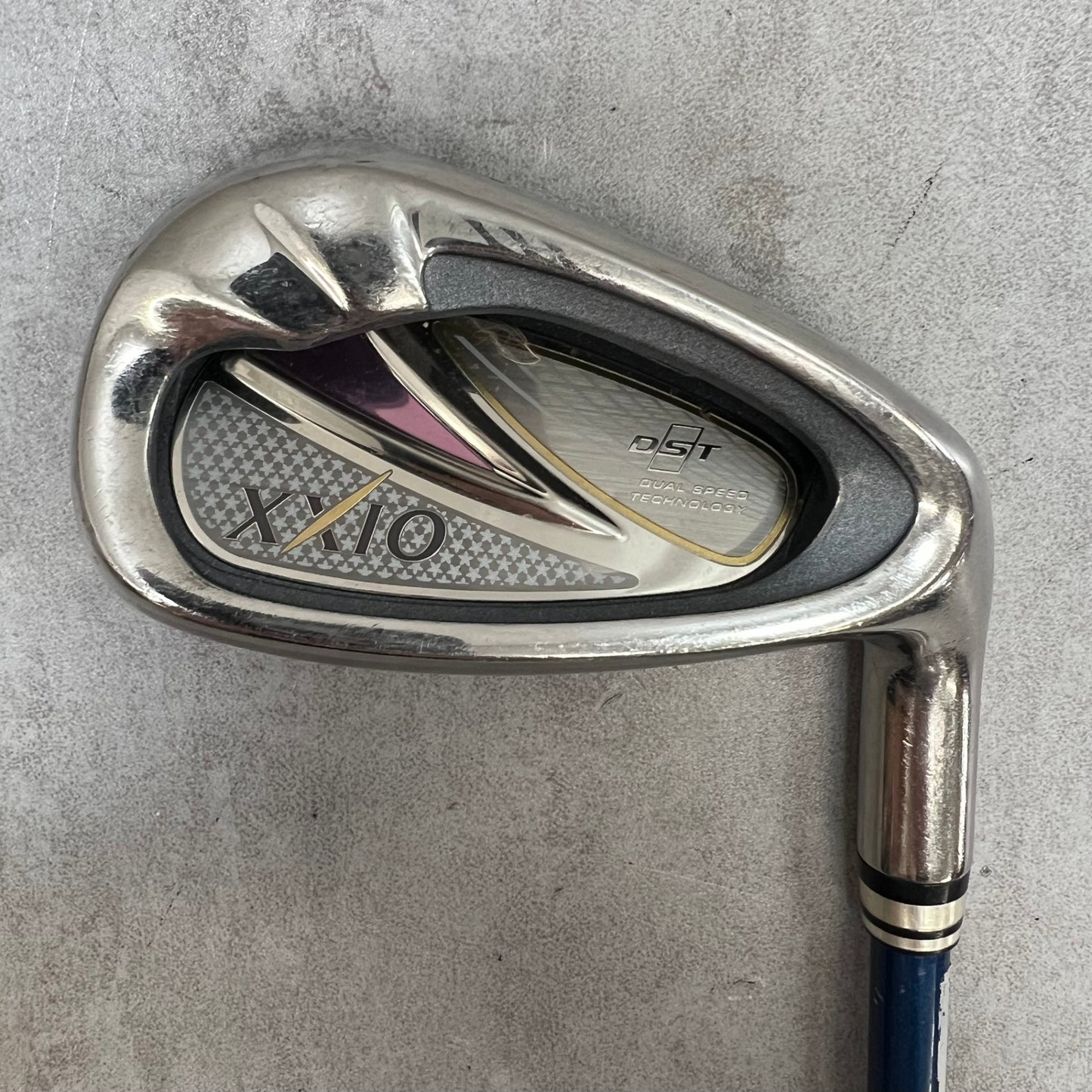 XXIO　ゼクシオ　レディース　女性　ゴルフ　7番アイアン　B-6	L　右利き用