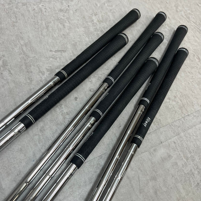 テーラーメイド　オノフ　メンズゴルフ　クラブセット　11本　右利き用　TaylorMade ONOFF