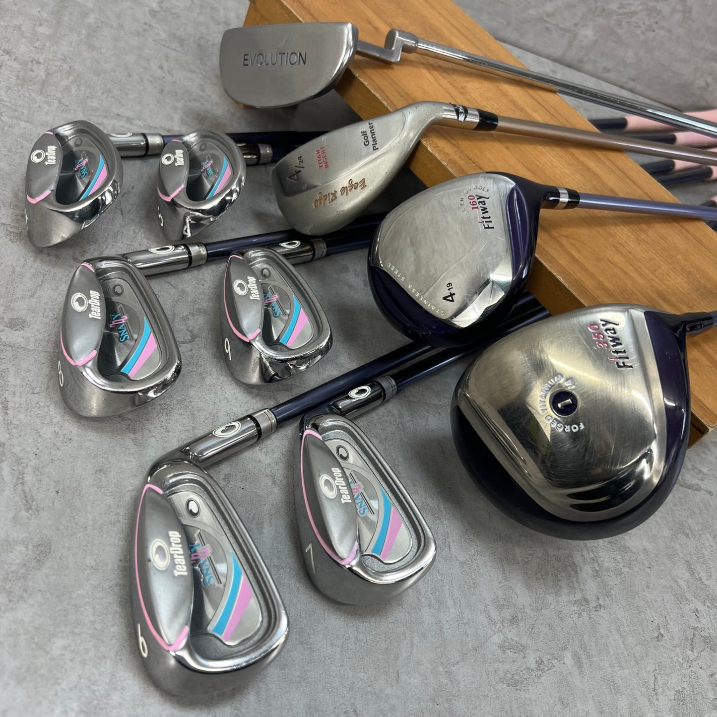 フィットウェイ　フィドラ　レディースゴルフ　クラブセット　11本　L　右利き用　Fitway　FIDRA