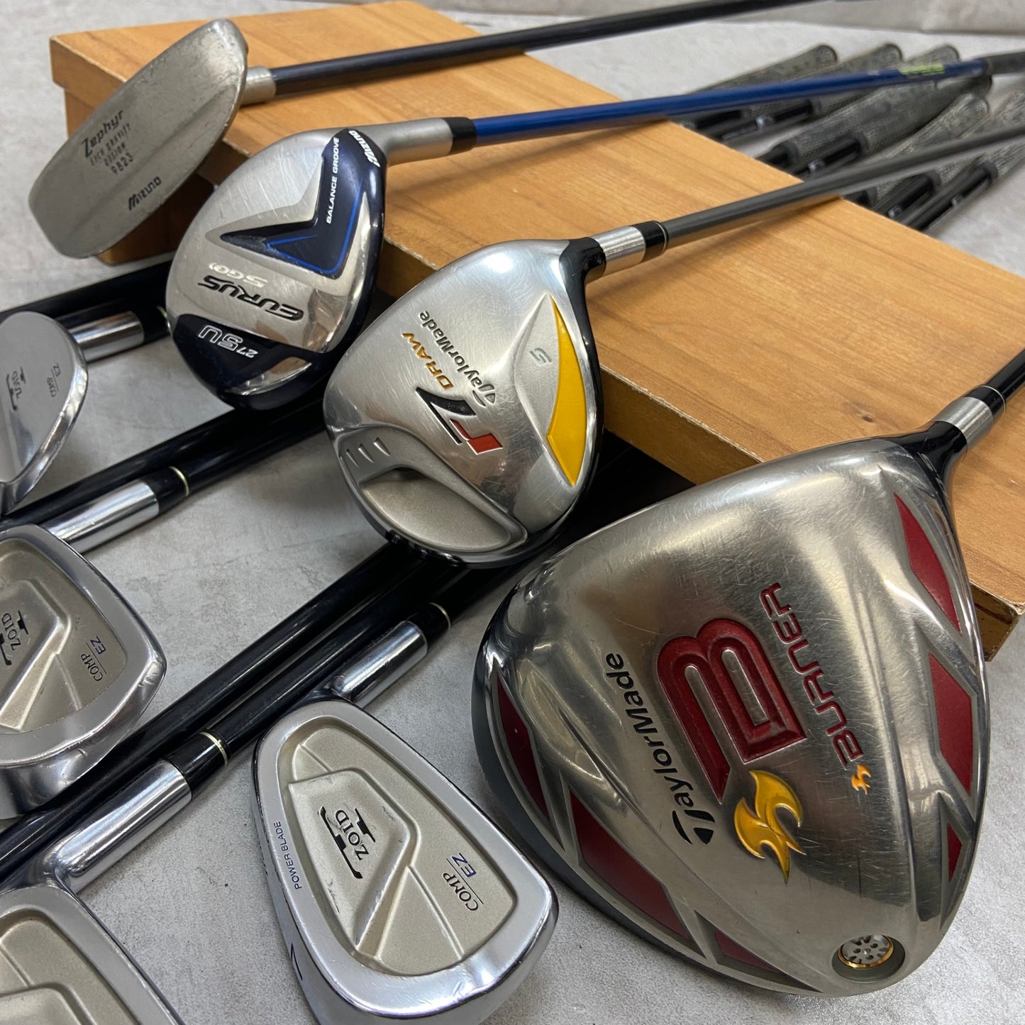 テーラーメイド　ミズノ　メンズゴルフ　クラブセット　12本　右利き用　TaylorMade　Mizuno