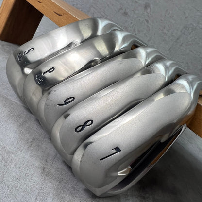 ゼクシオ　5代目　MP500　レディースゴルフ　アイアンセット　5本　L　右利き用　XXIO