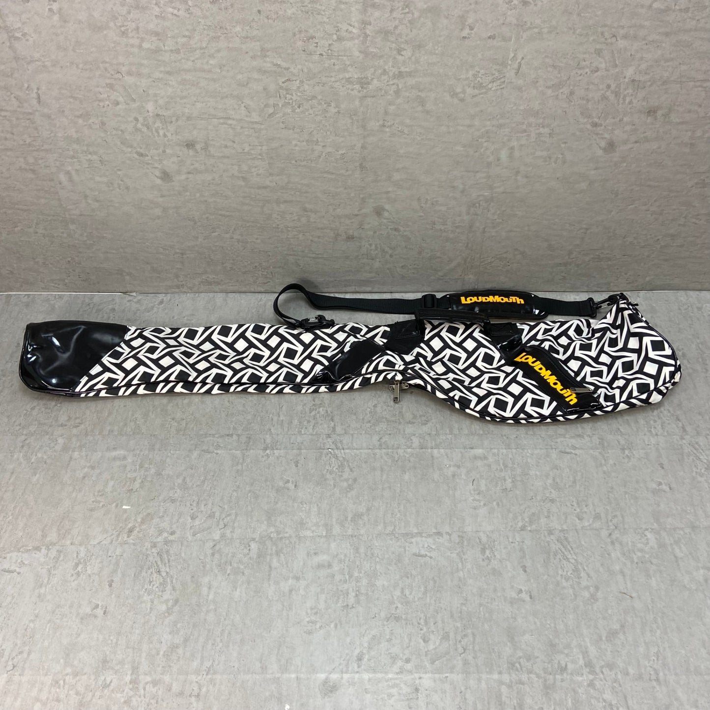 ラウドマウス　ゴルフクラブケース　ショルダー式　LOUDMOUTH　バッグ　アイテム