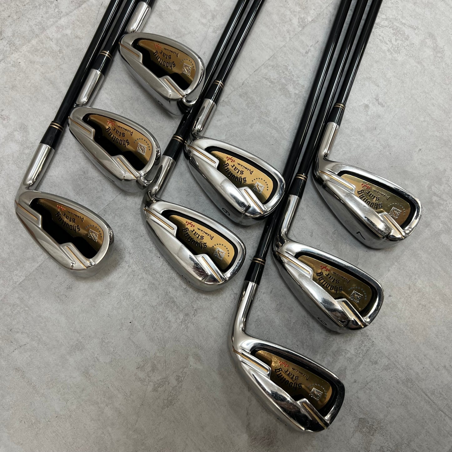 テーラーメイド　アドバイザー　メンズゴルフ　クラブセット　12本　右利き用　TaylorMade　advisor