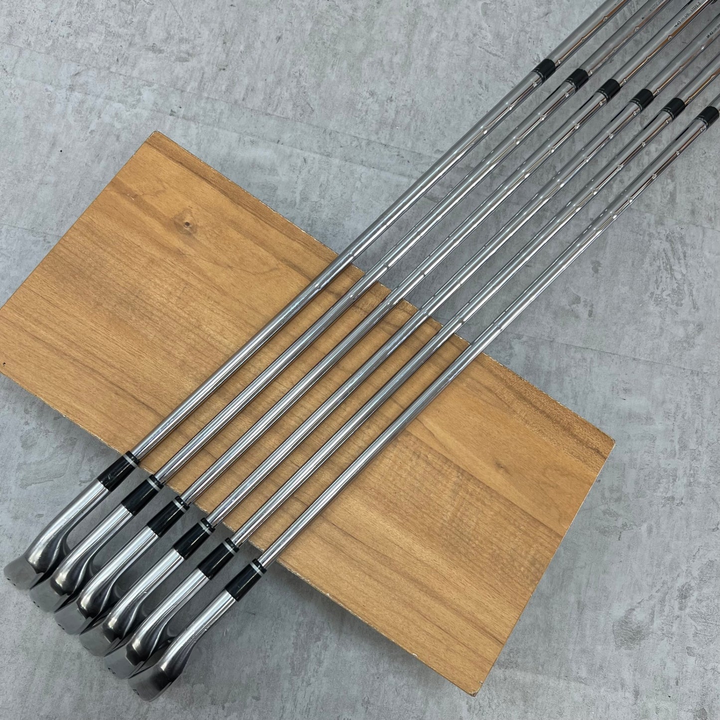 プロギア　GN502　メンズゴルフ　アイアンセット　6本　S　右利き用　PRGR