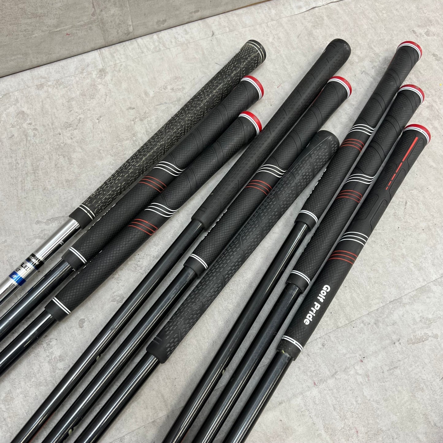 テーラーメイド　メンズゴルフ　クラブセット　13本　右利き用　TaylorMade