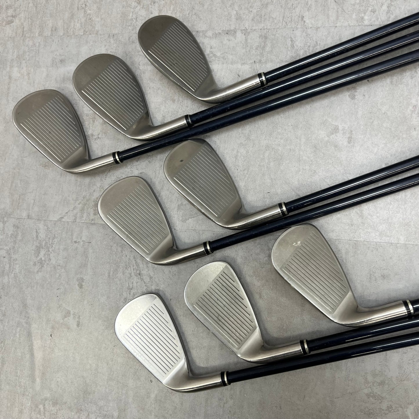 ゼクシオ　メンズゴルフ　クラブセット　13本　右利き用　XXIO