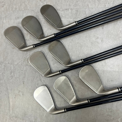 ゼクシオ　メンズゴルフ　クラブセット　13本　右利き用　XXIO