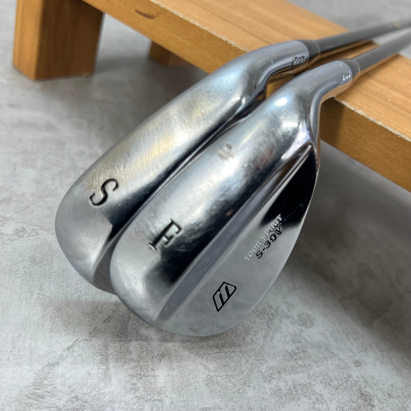 ミズノ　ツアースピリット　S-30V　メンズゴルフ　ウェッジ2本セット　SR　右利き用　FW　SW　サンド　MIZUNO　TOUR SPIRIT