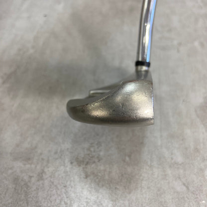 オデッセイ　ホワイトホット　♯5　4ドット　レディースゴルフ　パター　右利き用　マレット型　32インチ　ODYSSEY　WHITE　HOT