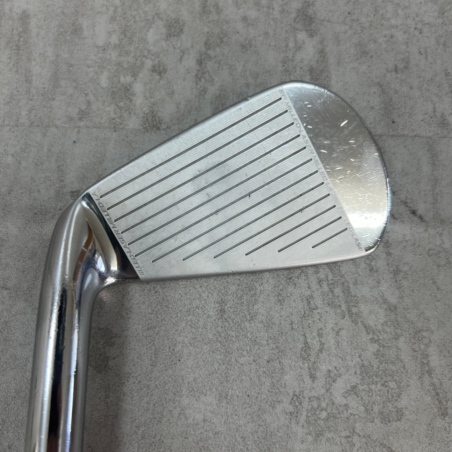 スリクソン　Z725 メンズゴルフ　アイアン　4番　S 右利き用　ロング　SRIXON