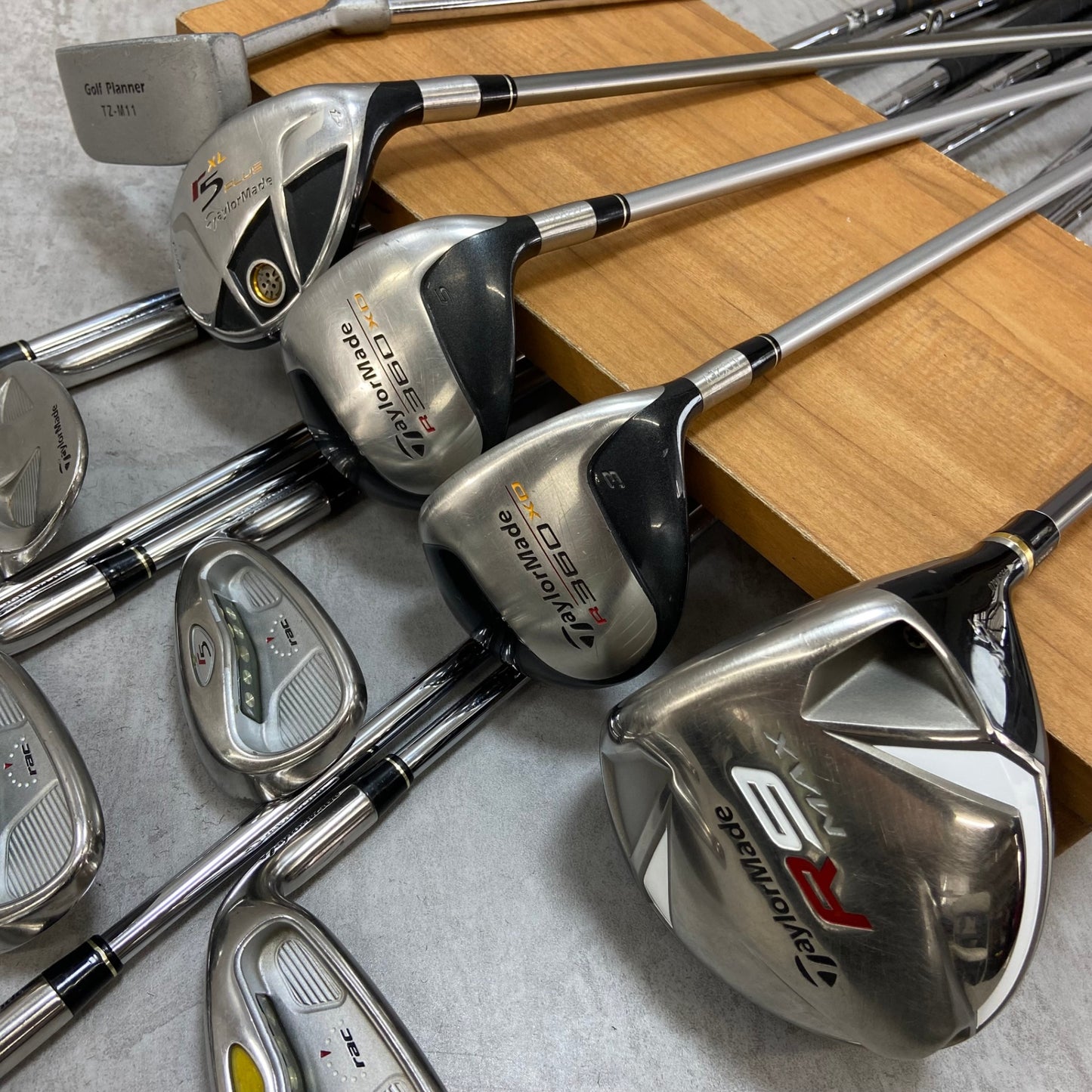 テーラーメイド　ナイキ　メンズゴルフ　クラブセット　12本　右利き用　TaylorMade　NIKE