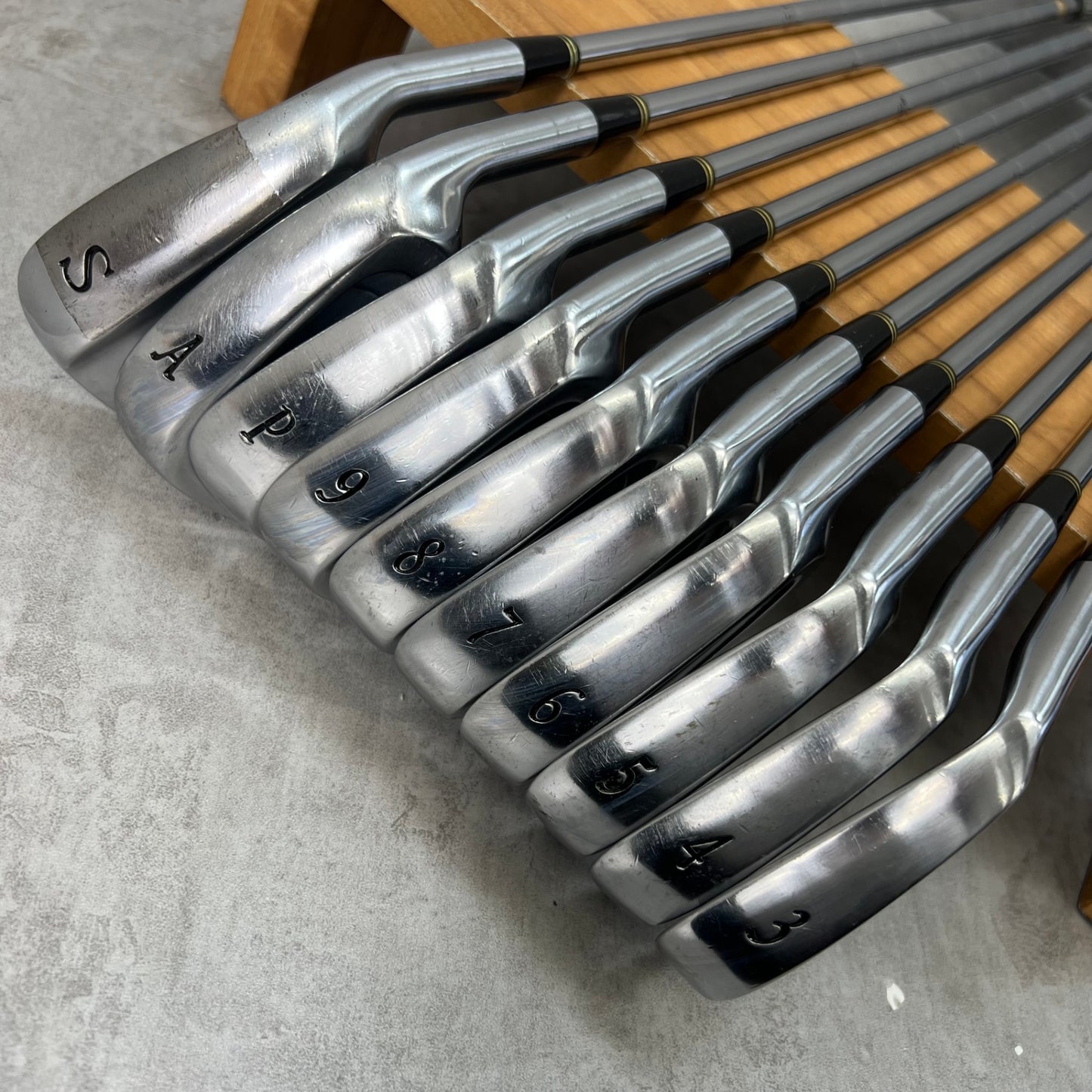 三浦技研　CB-2003　メンズゴルフ　アイアンセット　10本　S200　右利き用　ミウラギケン