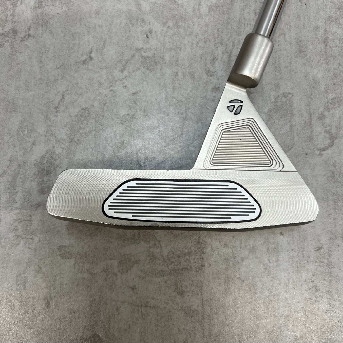TaylorMade　テーラーメイド　JUNO TB1.5　ジュノ　メンズゴルフ　パター　ピン型　ラケットホーゼル　34インチ　右利き用