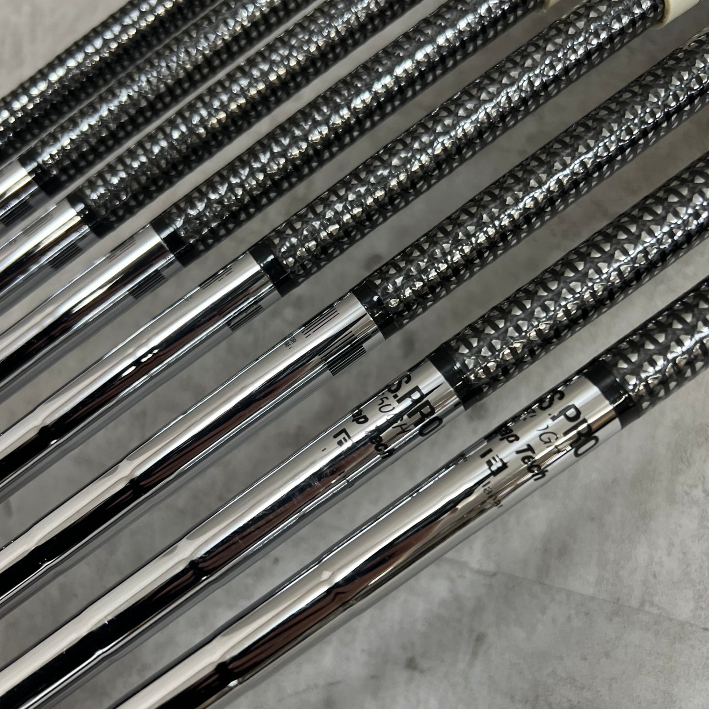 NIKE ナイキ マッスルバック メンズゴルフ アイアンセット 右利き 3番〜PW 8本 N.S.PRO 750GH スチール R