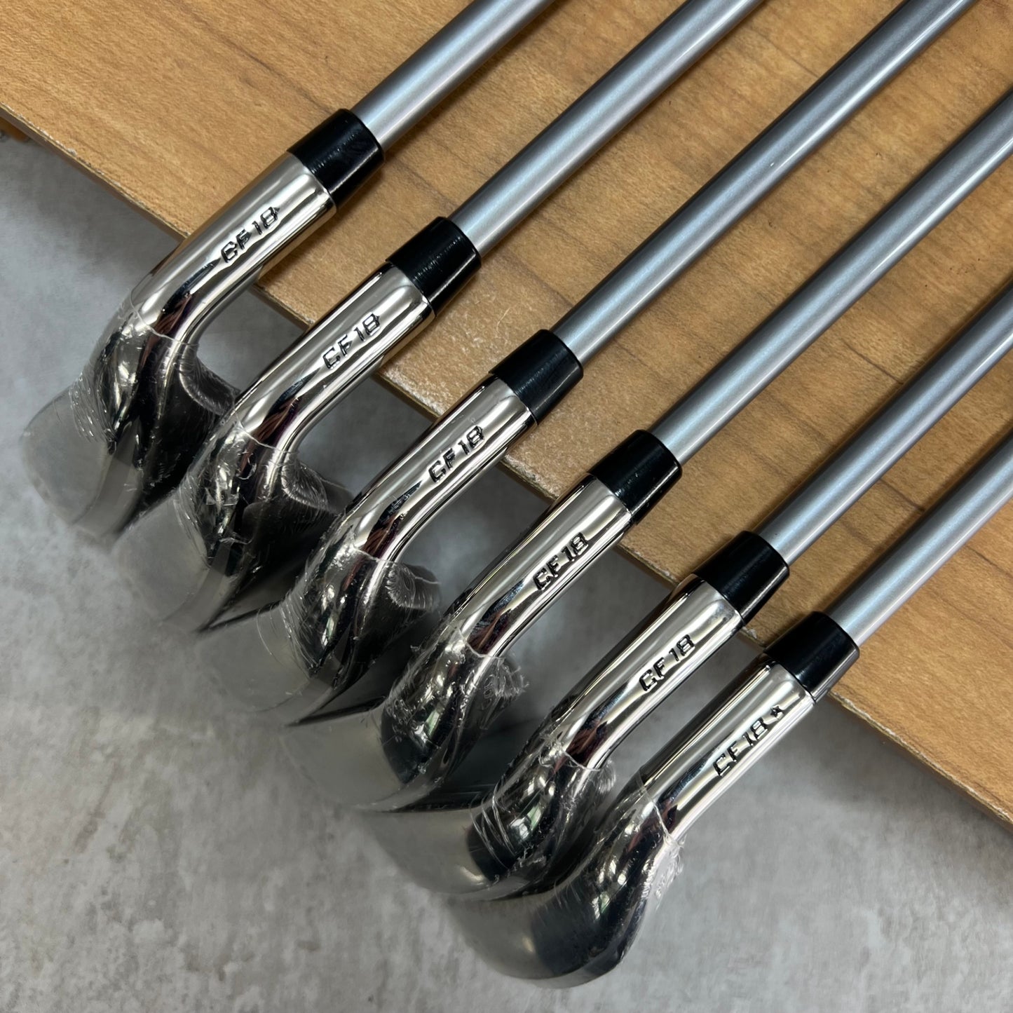 未使用　シュリンク付き　キャロウェイ　ローグスター　メンズゴルフ　アインセット　6本　Callaway　ROGUE STAR