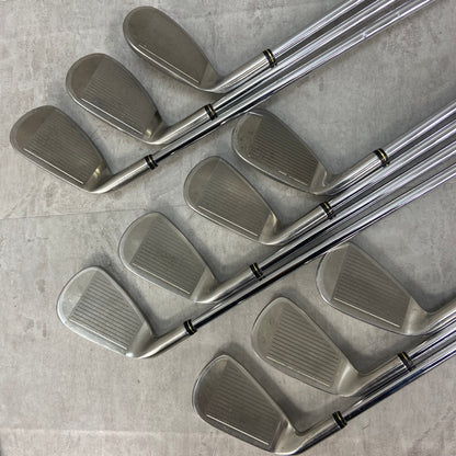 ゼクシオ　メンズゴルフ　クラブセット　15本　右利き用　XXIO