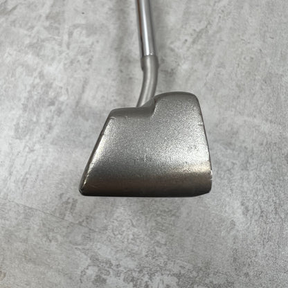 オデッセイ　ホワイトスチール　#2　レディースゴルフ　パター　右利き用　32インチ　ピン　ODYSSEY　WHITE　STEEL