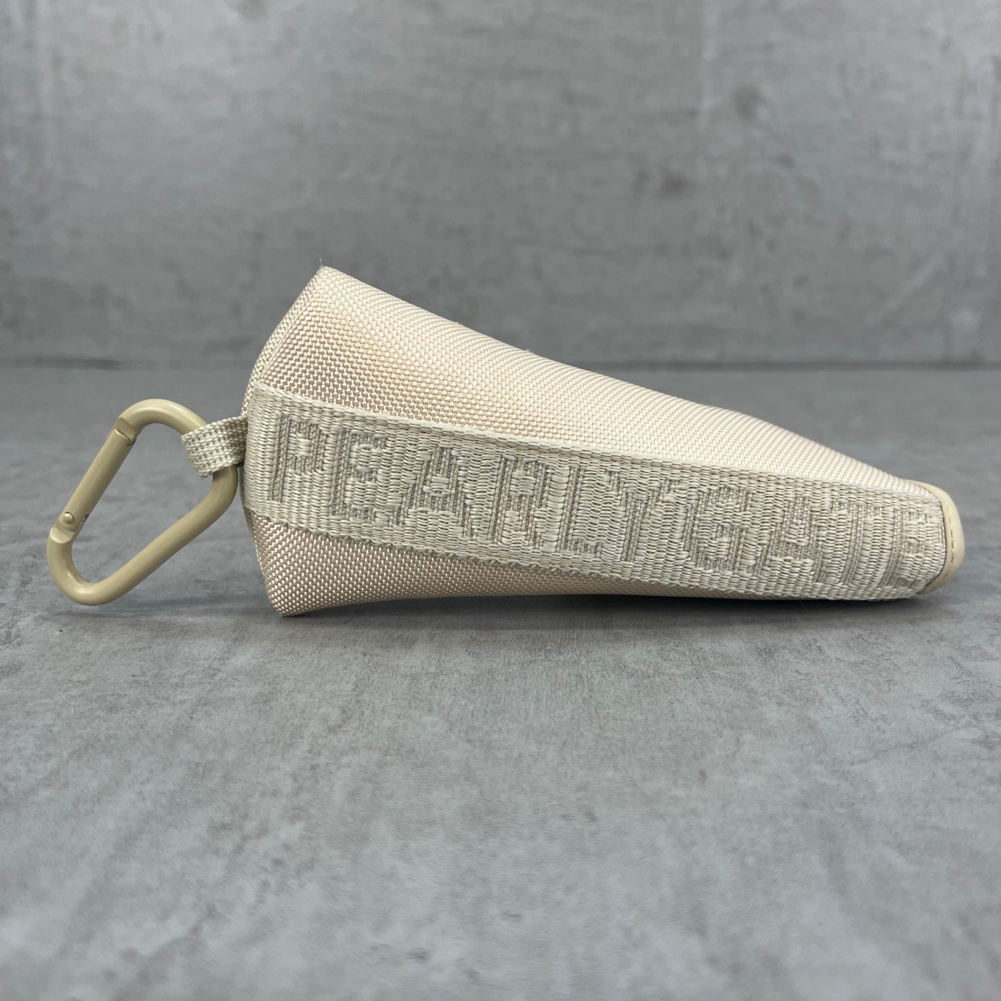 パーリーゲイツ　ゴルフクラブ用ヘッドカバー　パター　ピン型　ベージュ　PEARLY GATES