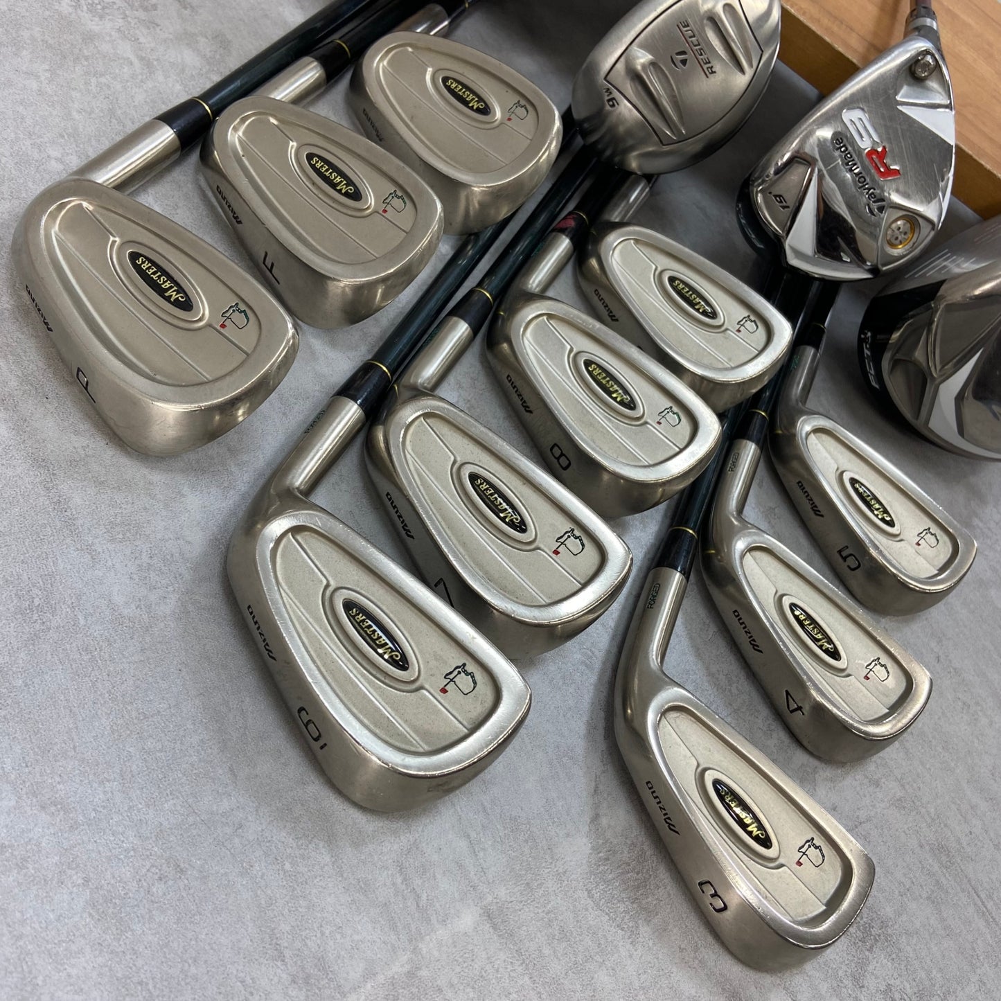 テーラーメイド　ミズノ　メンズゴルフ　クラブセット　14本　右利き用　TaylorMade　MIZUNO