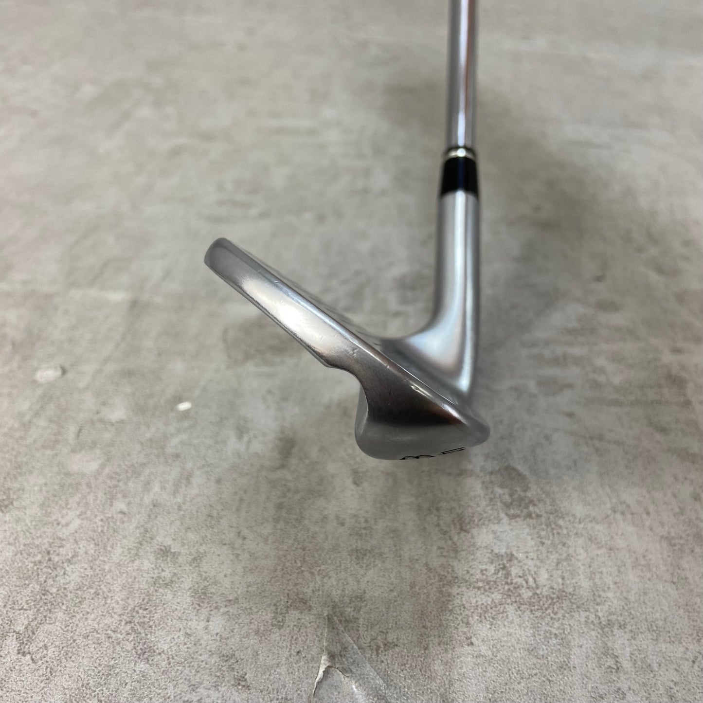 ホンマ　ツアーワールド　フォージド　メンズゴルフ　サンドウェッジ　R 右利き用　SW HONMA TOUR　WORLD