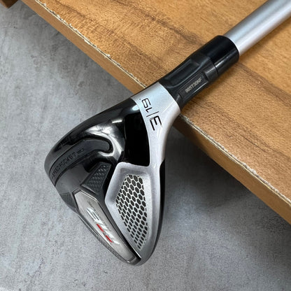 テーラーメイド　M6　メンズゴルフ　3UT　S　19°　右利き用　ユーティリティ　TaylorMade　ヘッドカバー