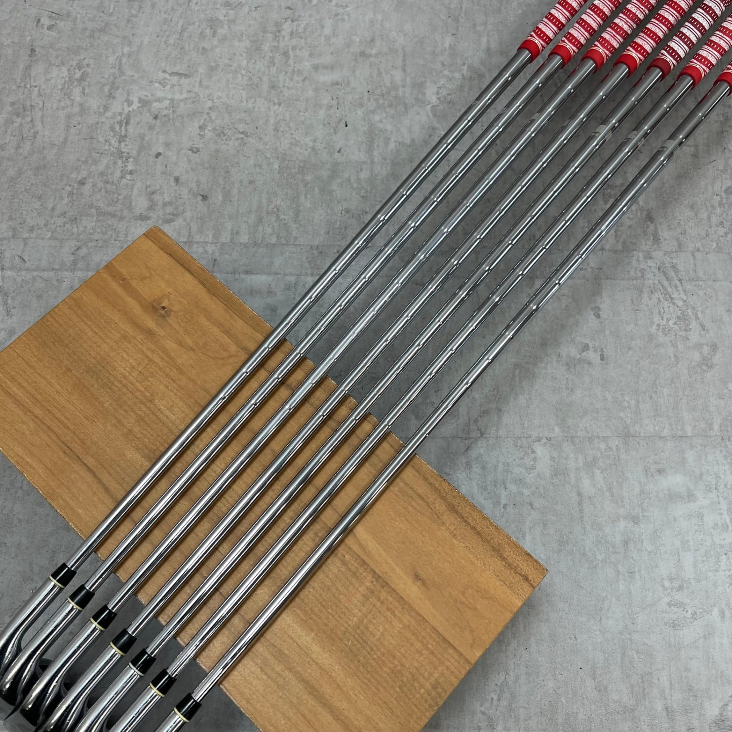 FOURTEEN フォーティーン TC-550 メンズゴルフ アイアンセット 右利き 4番〜PW 7本 N.S.PRO 950GH スチール S