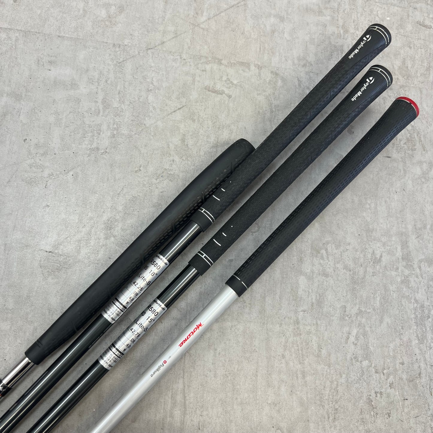 テーラーメイド プーマ メンズゴルフ クラブセット 14本 右利き用 キャディバッグ付き TaylorMade PUMA